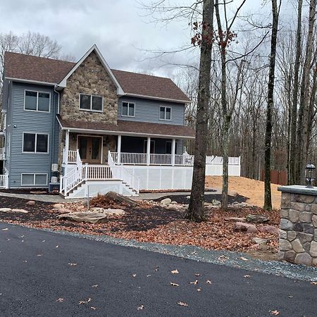 Four Seasons For Fun Bed & Breakfast Lakeville Bagian luar foto