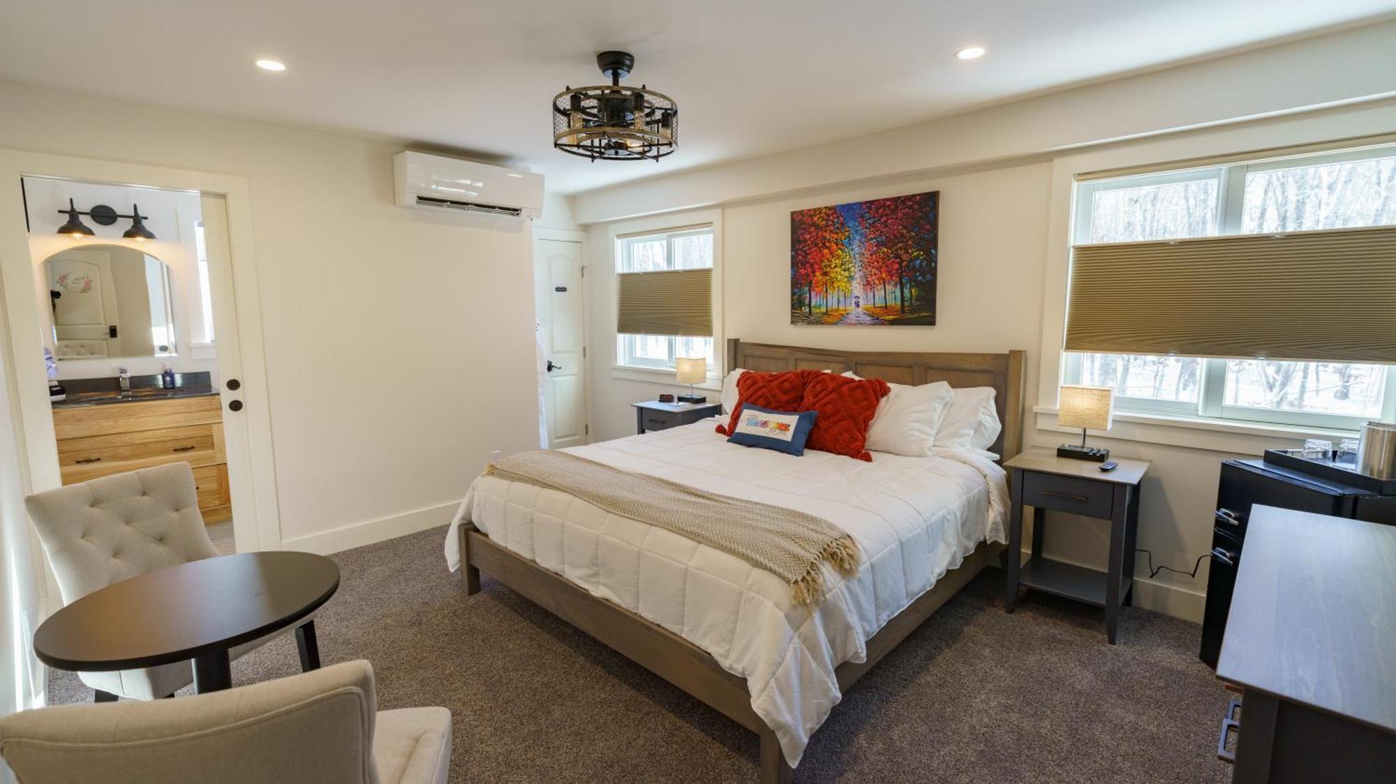 Four Seasons For Fun Bed & Breakfast Lakeville Bagian luar foto