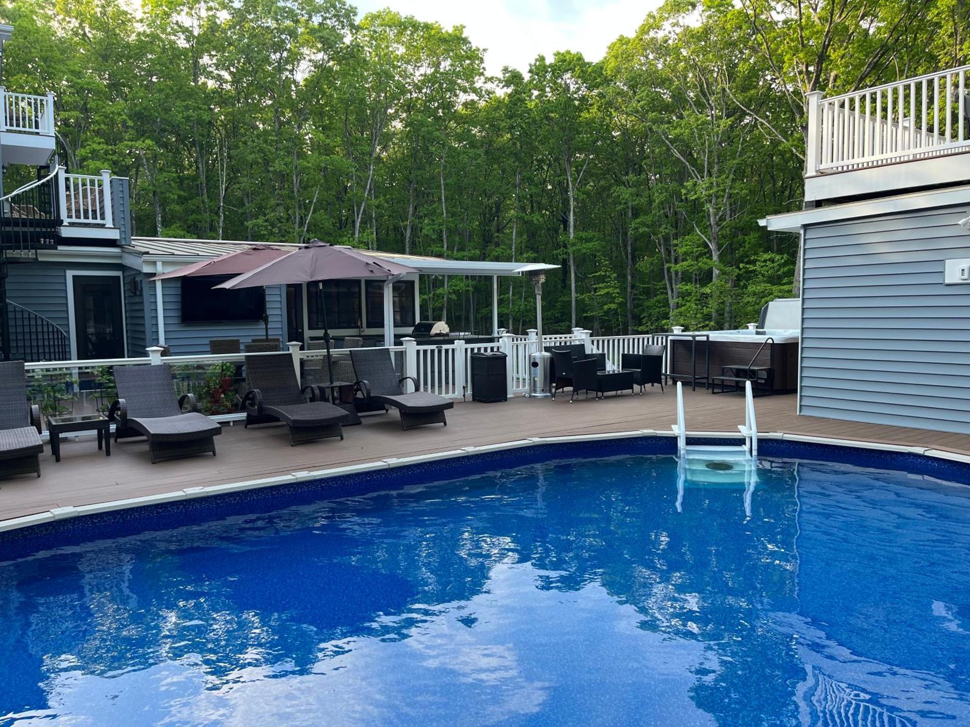 Four Seasons For Fun Bed & Breakfast Lakeville Bagian luar foto